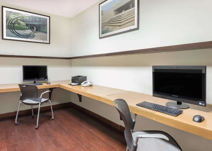 Hotel Wyndham Garden - Polanco