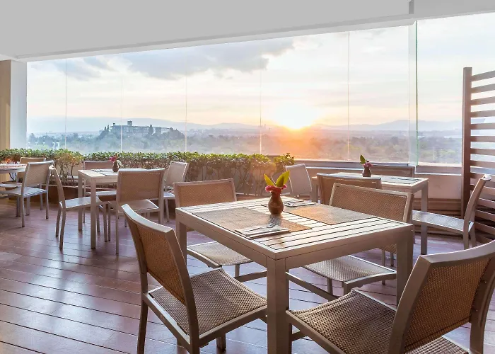 Wyndham Garden - Polanco Hotel