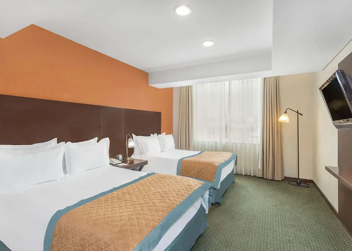 Hotel Wyndham Garden - Polanco 4*